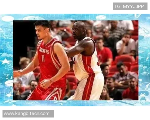 乔丹与姚明的篮球传奇对决：扣篮与巨人之间的精彩碰撞